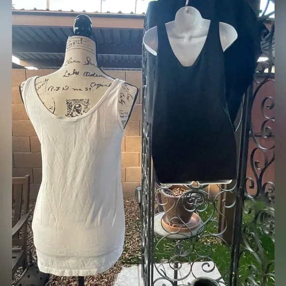 SET 3 Mama:Licious Organic Nell 2 Tanks & Isabel Maternity Crossover Midi Short - Picture 4 of 16